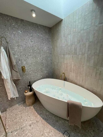 6167